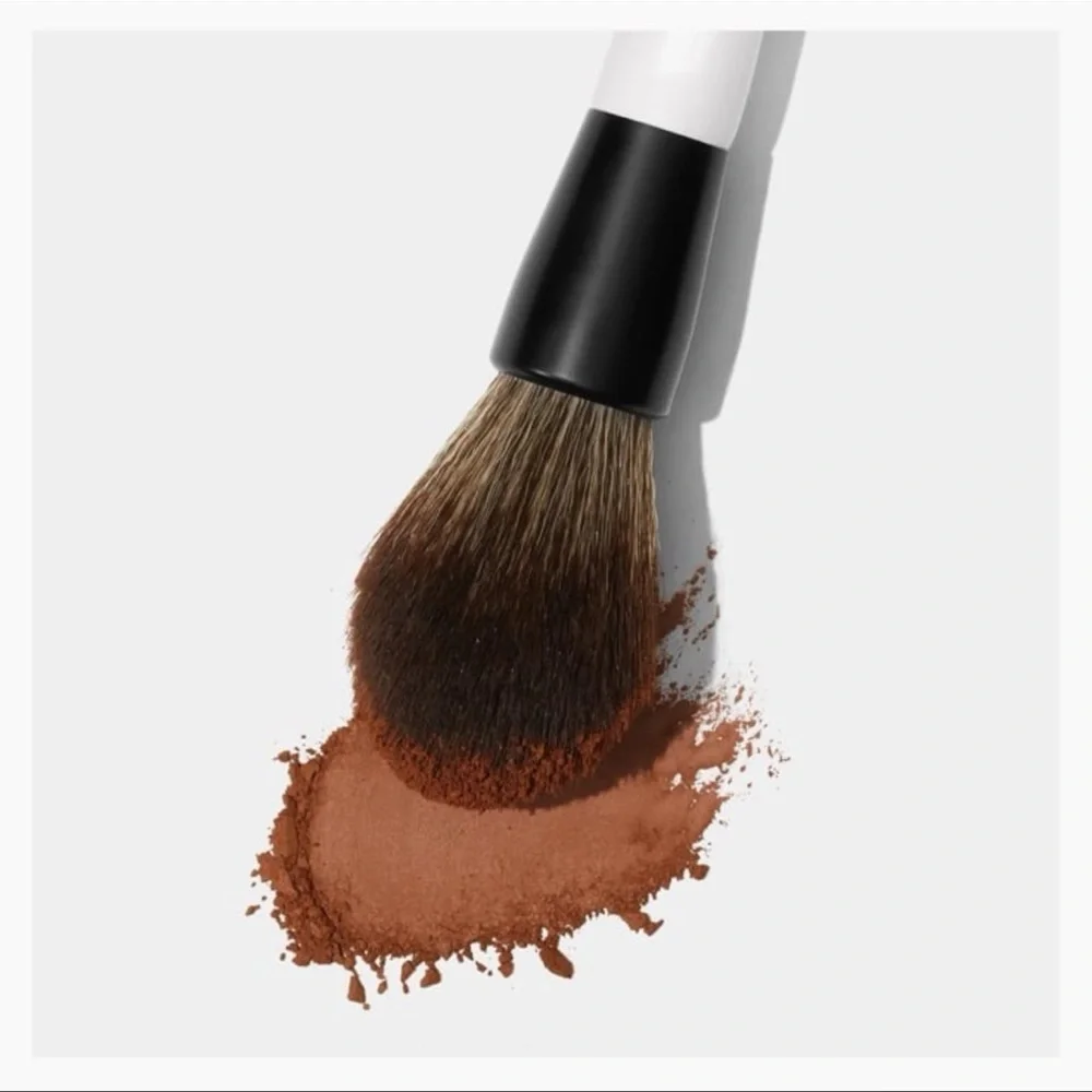 MAKEUP by MARIO F2 F2 DUAL-ENDED POWDER BRUSH   ~NEW~